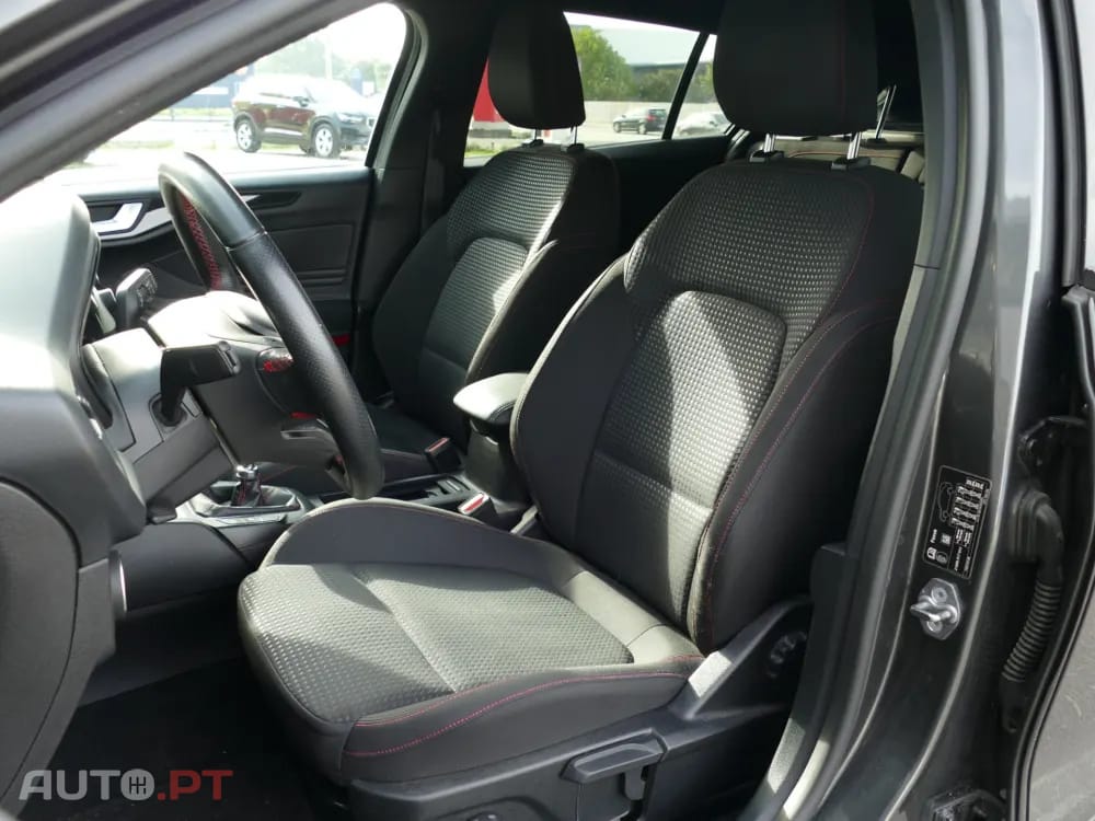 Ford Focus SW 1.5 TDCi EcoBlue ST-Line