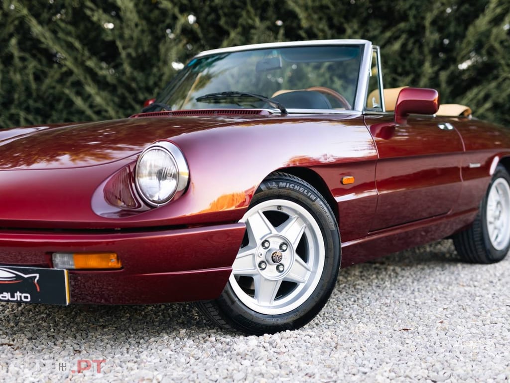 Alfa Romeo Spider 2.0