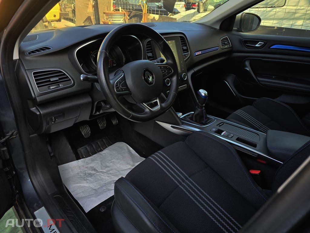 Renault Mégane Sport Tourer 1.5 Blue dCi GT Line J18