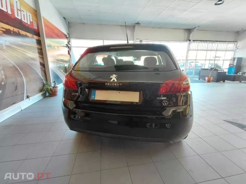Peugeot 308 1.2 PureTech Style foto 5