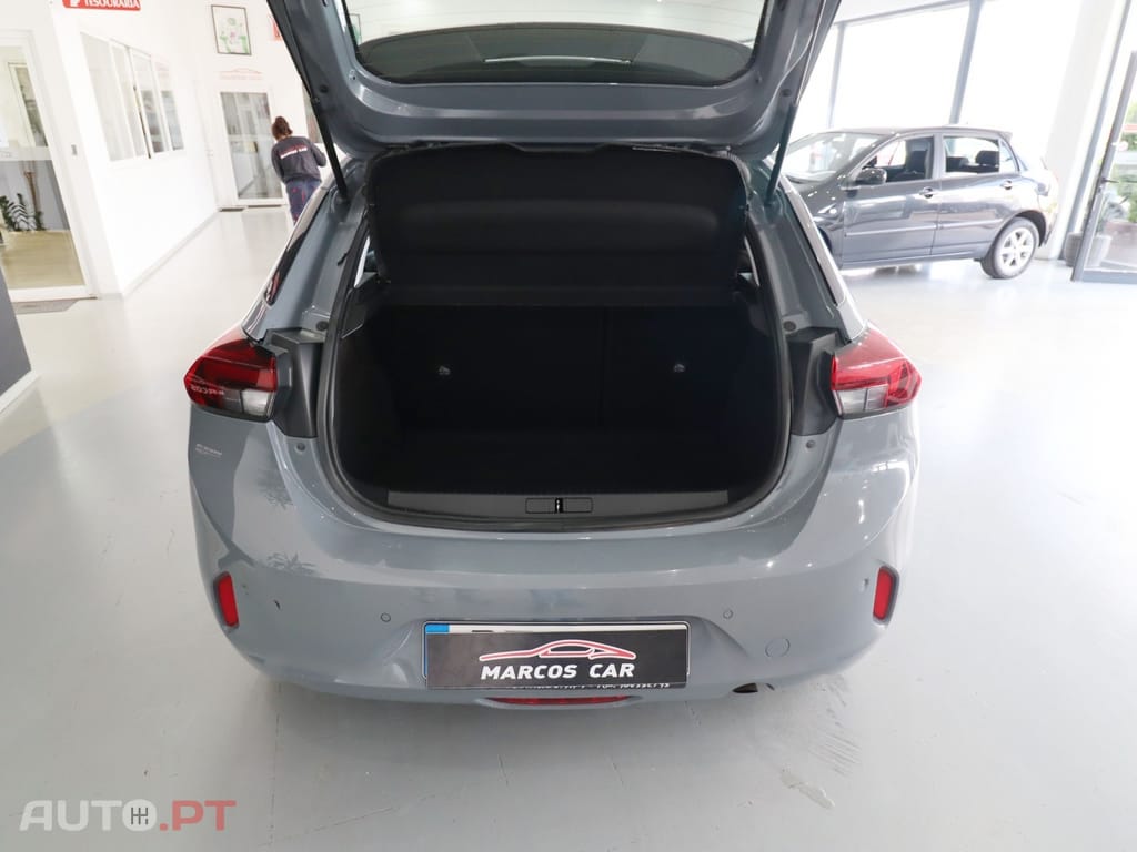 Opel Corsa 1.2 T Business Edition