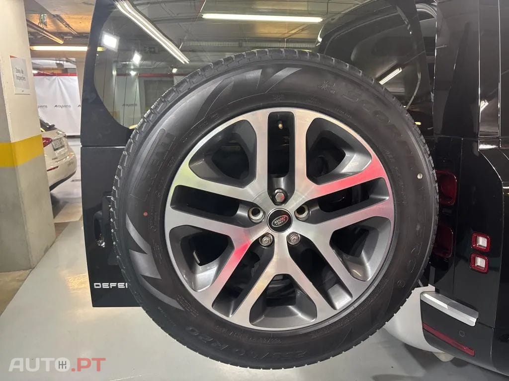 Land Rover Defender 2.0 P400e 110 AWD XS Edition