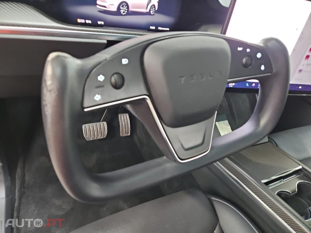 Tesla Model X 100 kWh Dual-Motor Performance Palladium Plaid