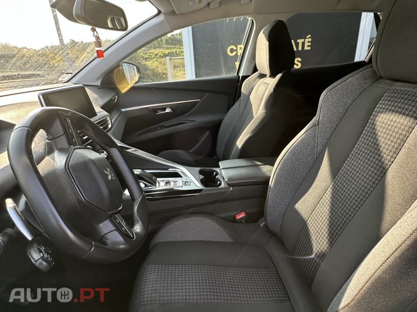 Peugeot 3008 1.5 BlueHDi Allure EAT8