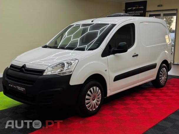 Citroën Berlingo Full Electric L1 Club 3L — fotografia 9