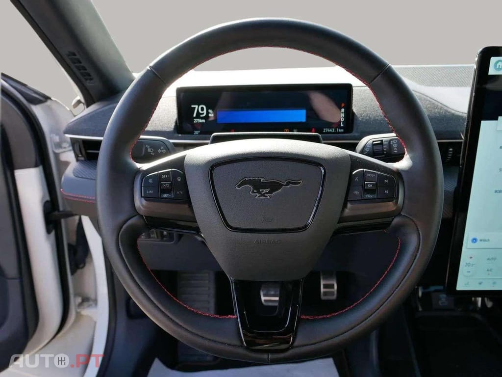 Ford Mustang Mach-E I.V.A DEDUTÍVEL Premium AWD