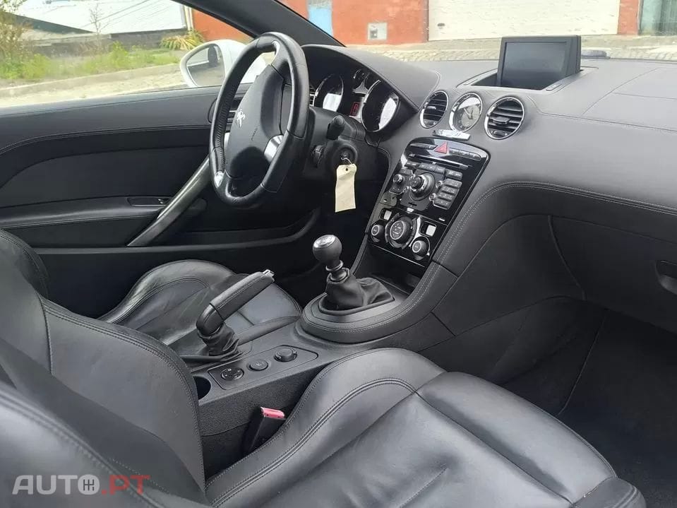 Peugeot RCZ  1 6 155 Thp Onyx