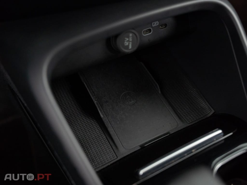 Volvo XC40 Recharge Extended Range Core