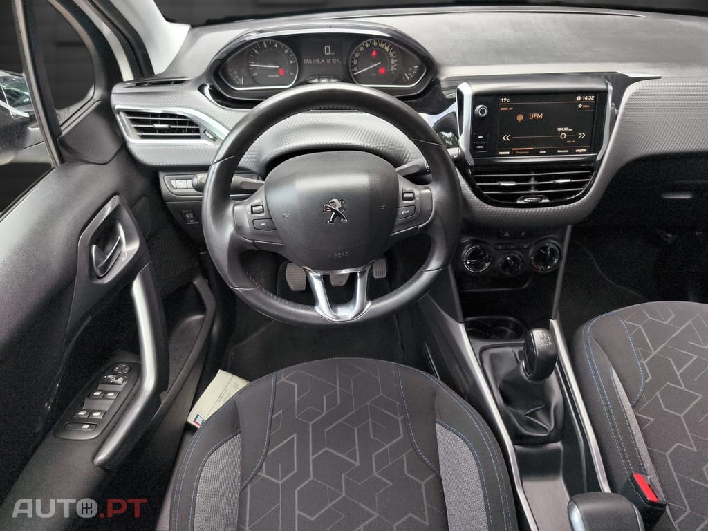 Peugeot 2008 1.2 PureTech Style