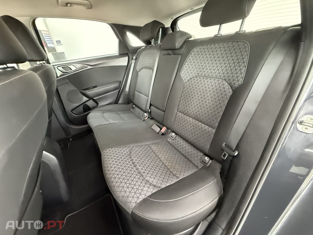 Kia Ceed 1.0 T-GDI Drive