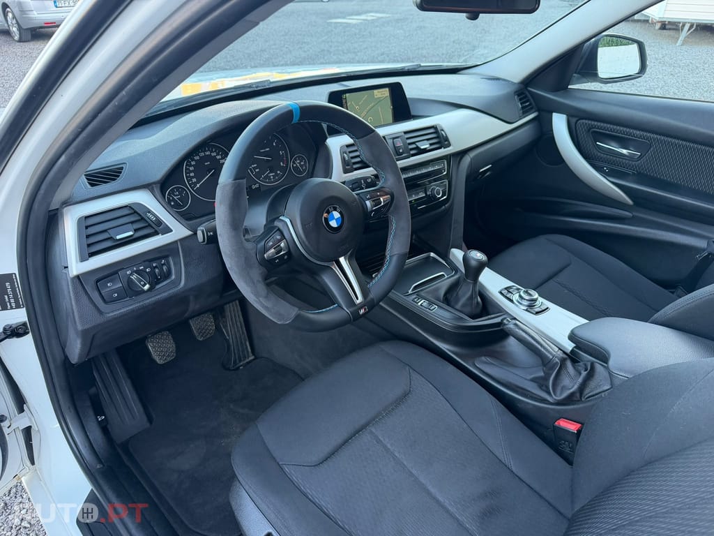 BMW 318 d Touring Line Sport