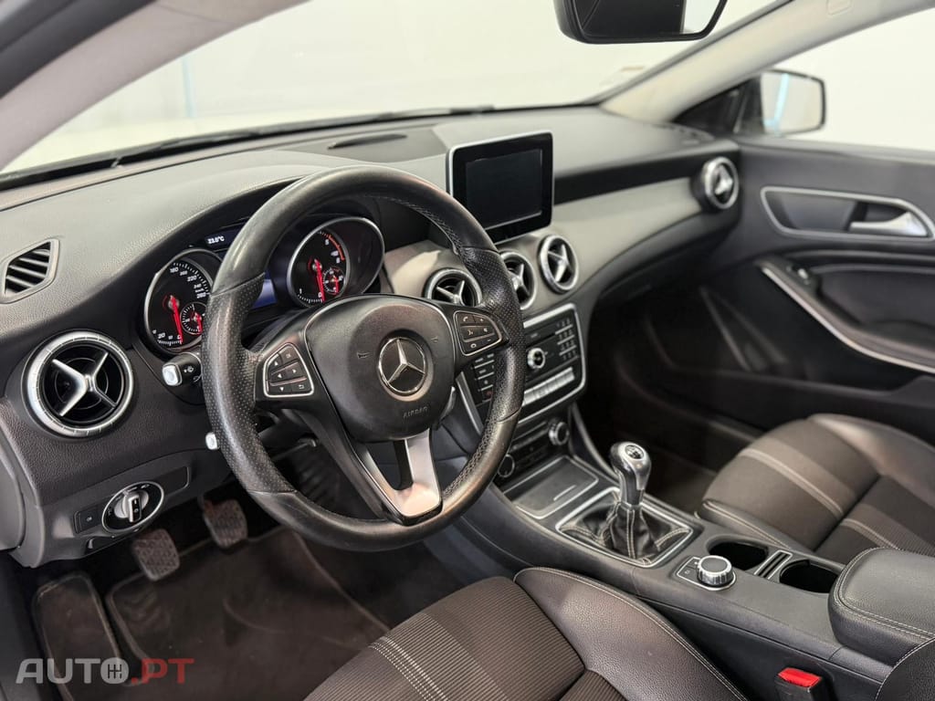 Mercedes-Benz CLA 200 d Urban