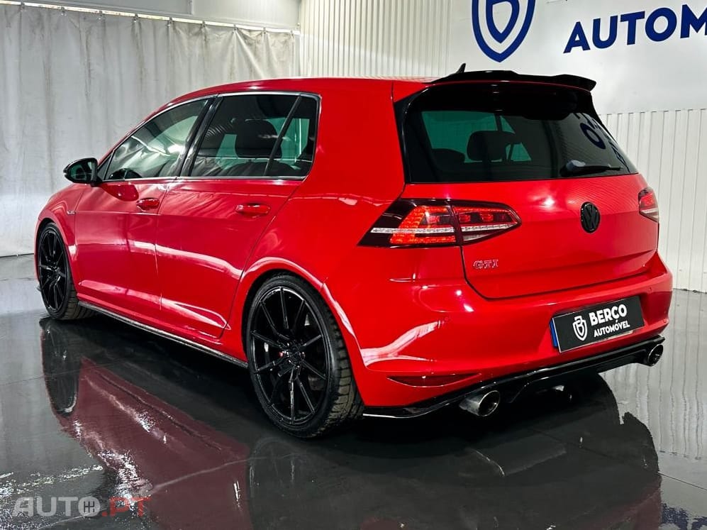 Volkswagen Golf 2.0 TSi GTi DSG Performance