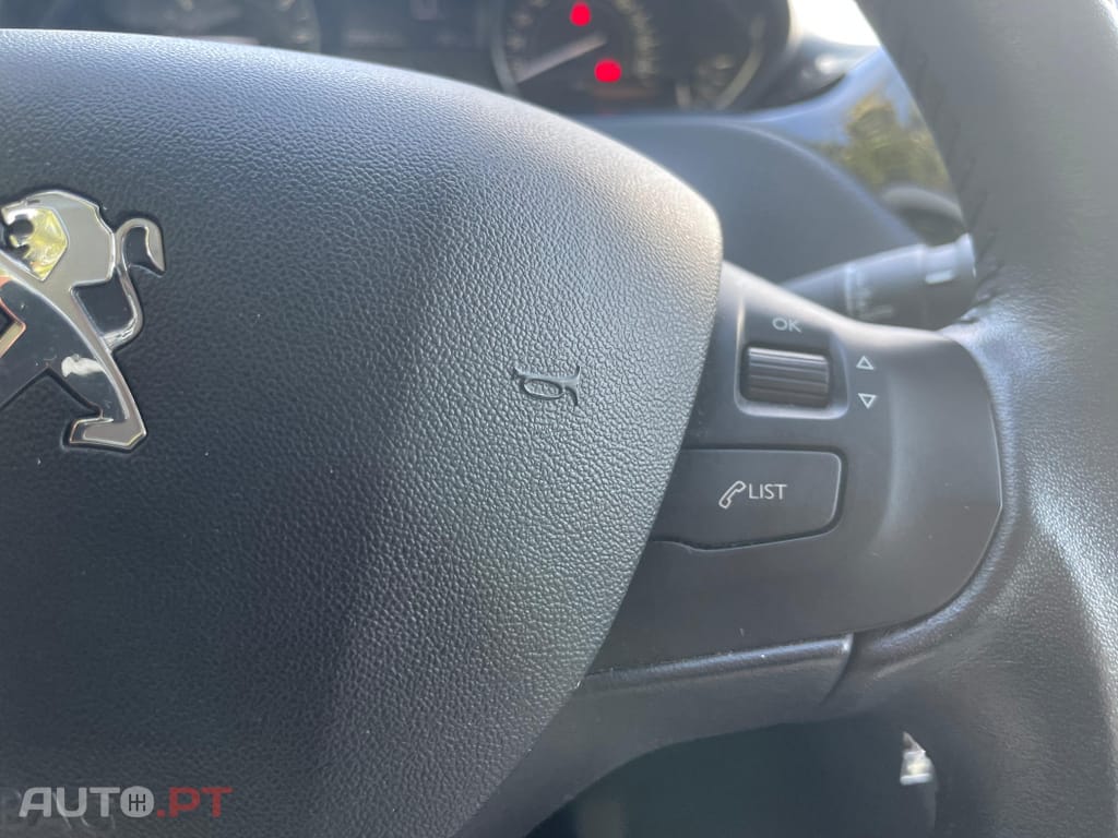 Peugeot 2008 PureTech 82 Active