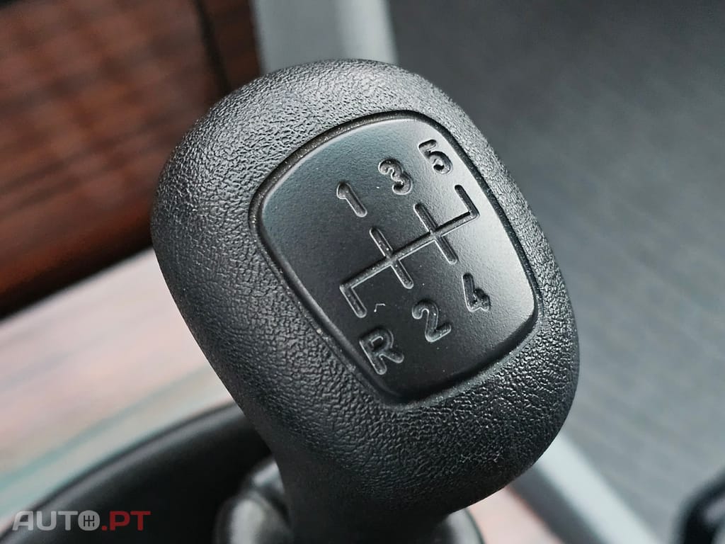Mercedes-Benz 300 D