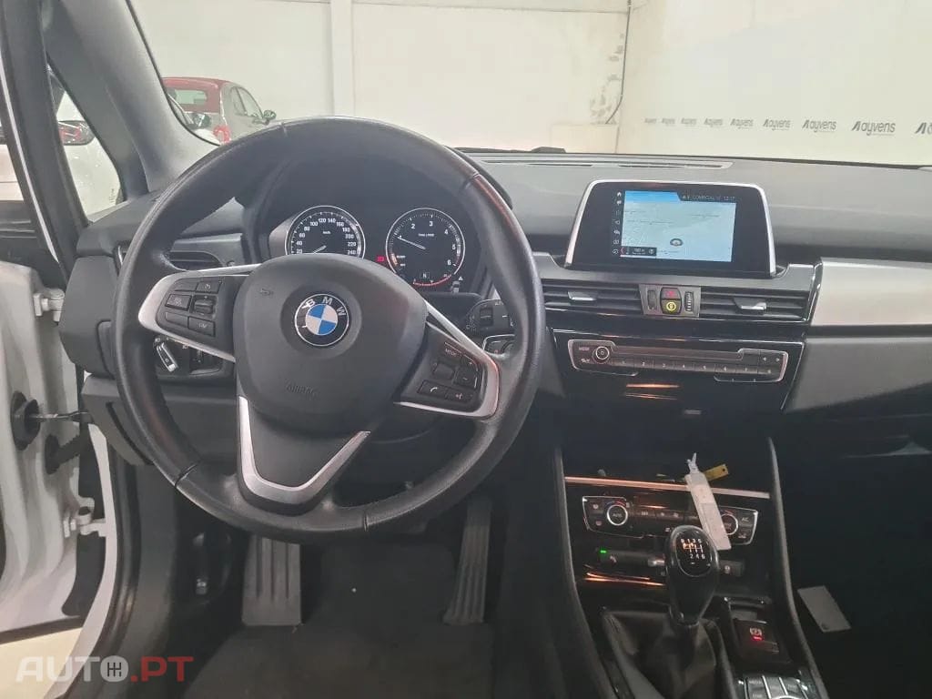 BMW 216 d Advantage