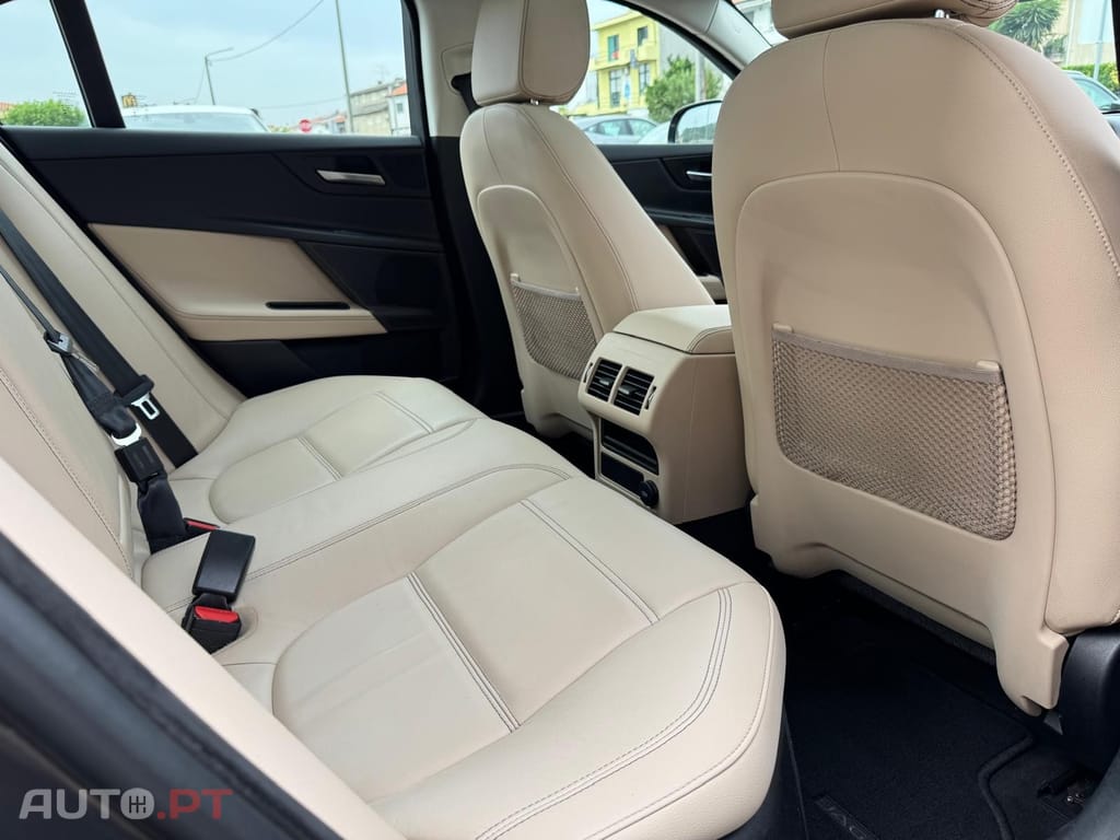 Jaguar XE 2.0 D R-Sport Aut.