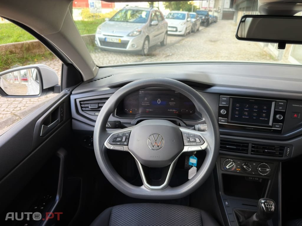 Volkswagen Polo 1.0 Confortline
