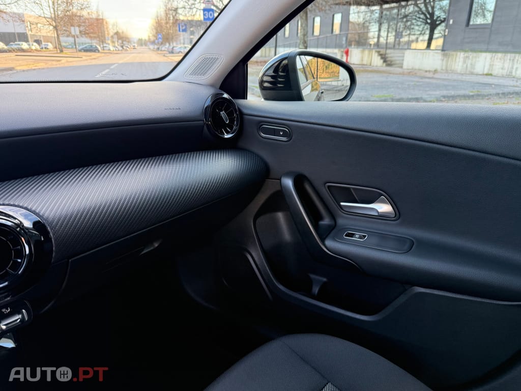 Mercedes-Benz A 180 d 8G-DCT Progressive