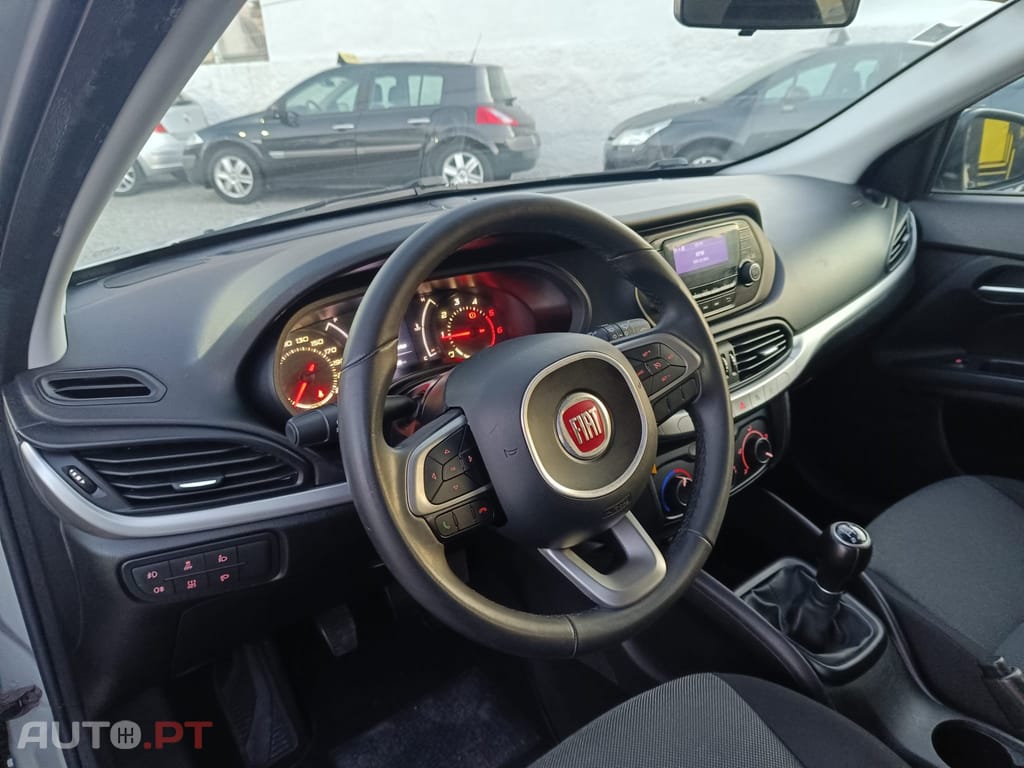 Fiat Tipo 1.3 M-Jet Pop