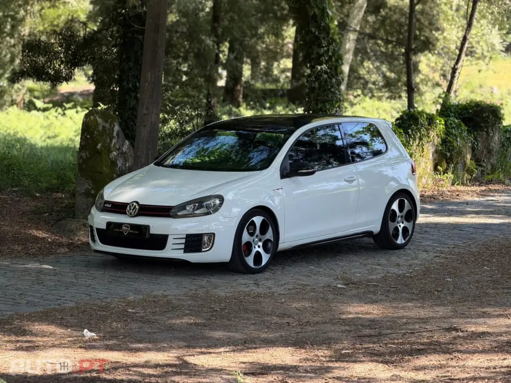 Volkswagen Golf 2.0 TSi GTI