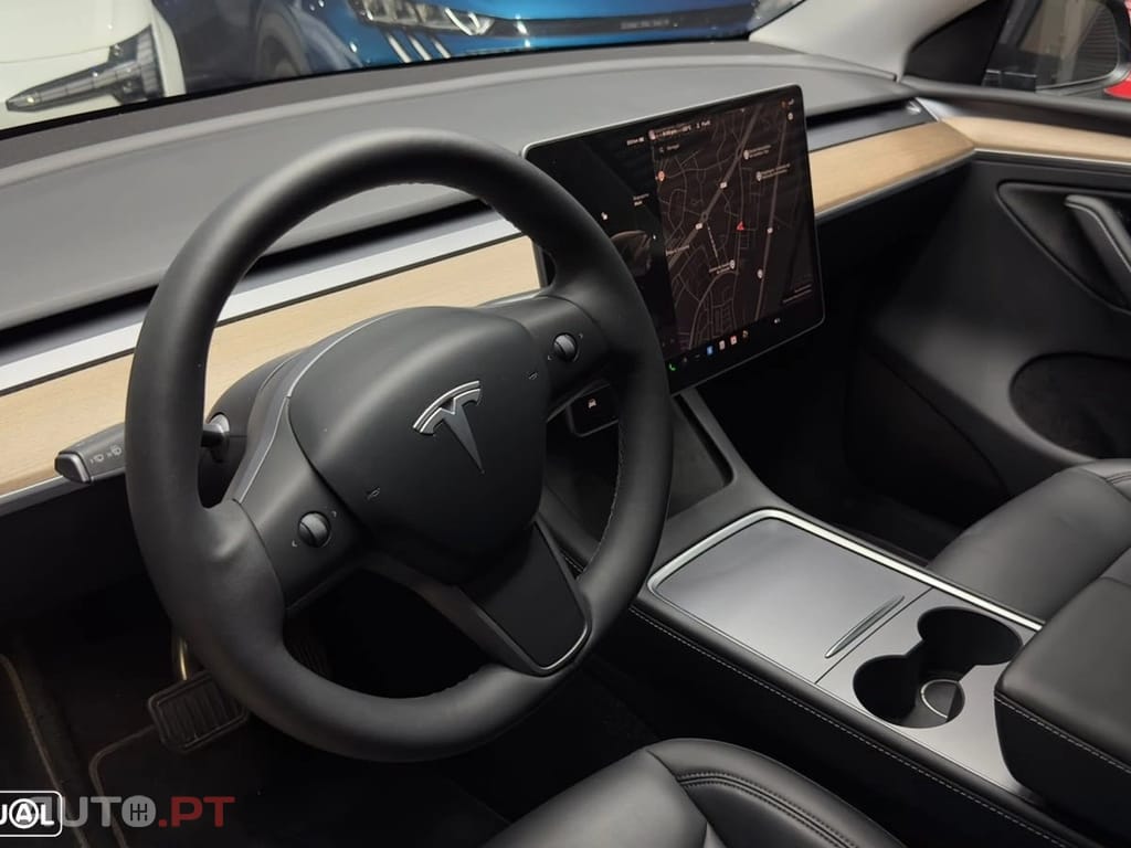 Tesla Model Y RWD