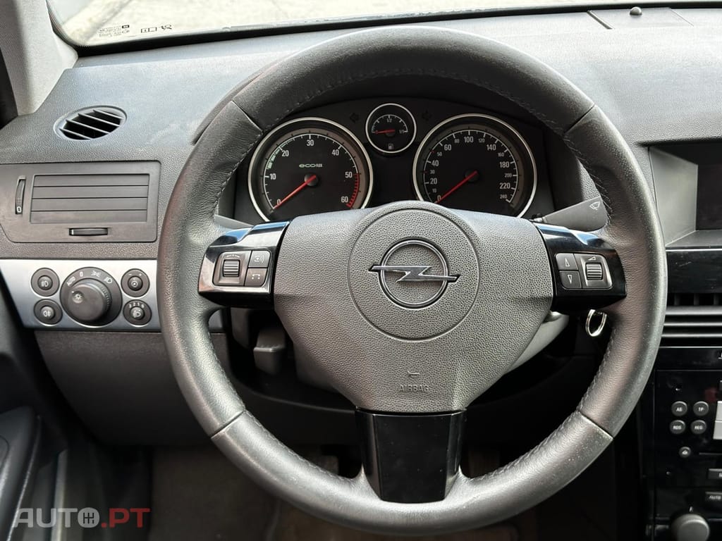 Opel Astra 1.7 CDTi Cosmo ecoFLEX