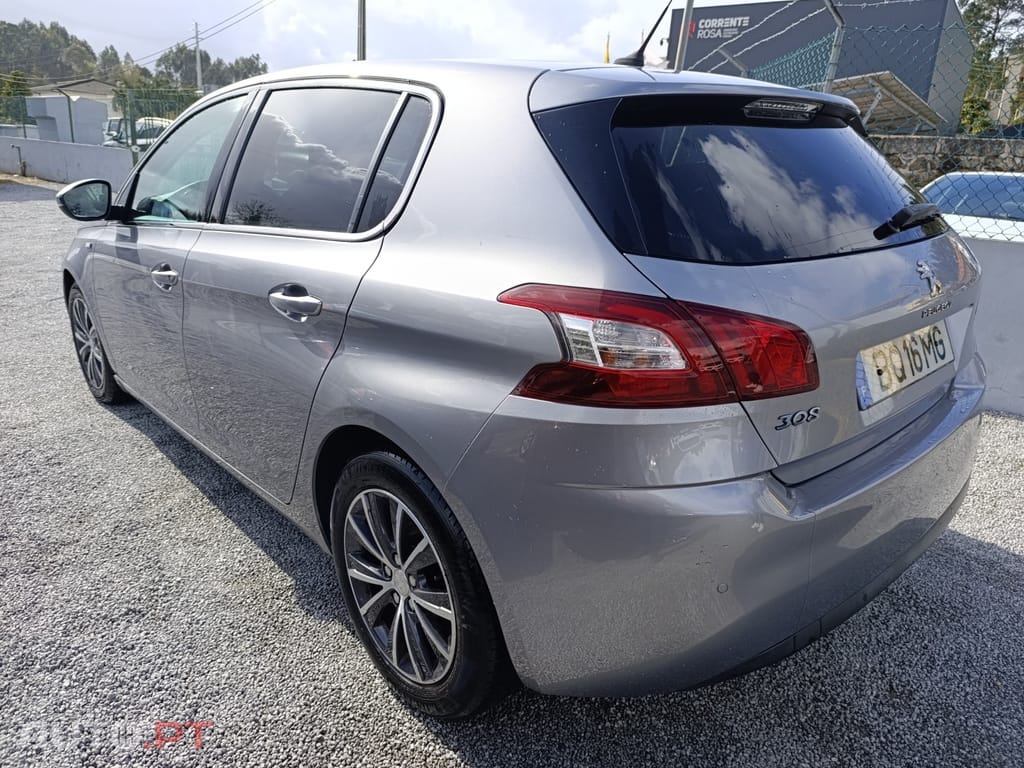 Peugeot 308 1.2 PureTech Style