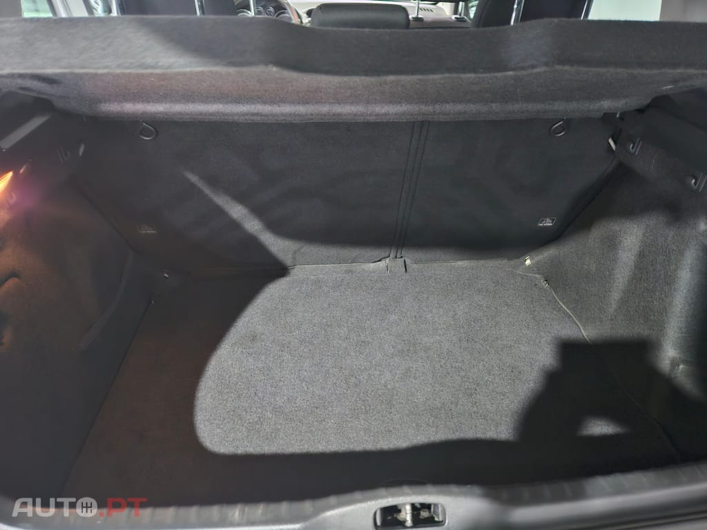 Peugeot 308 1.4 16V Executive