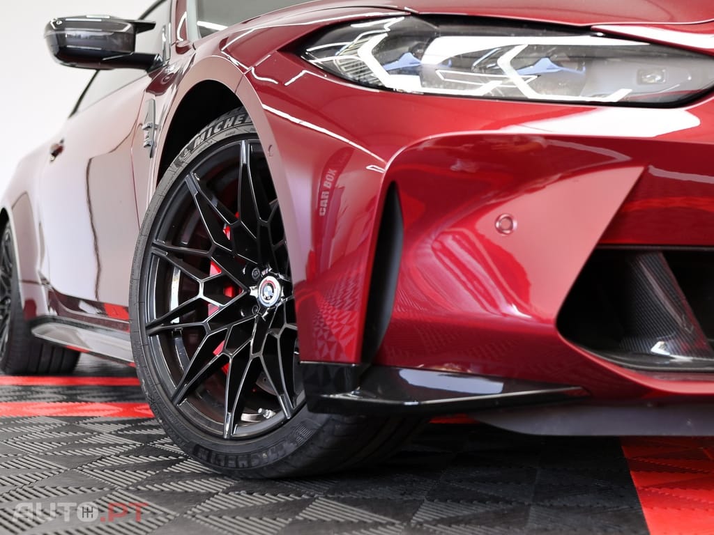 BMW M4 Competition Pack 50 anos M