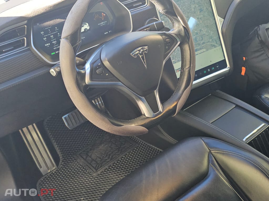 Tesla Model S S85D
