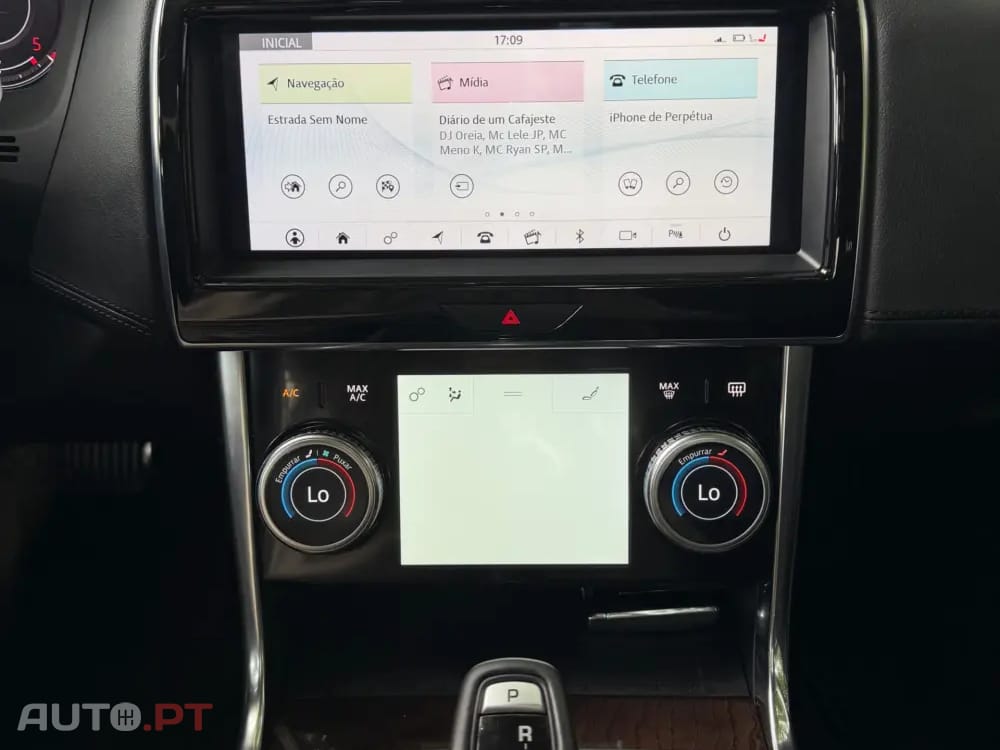 Jaguar XE 2.0 D R-Dynamic S