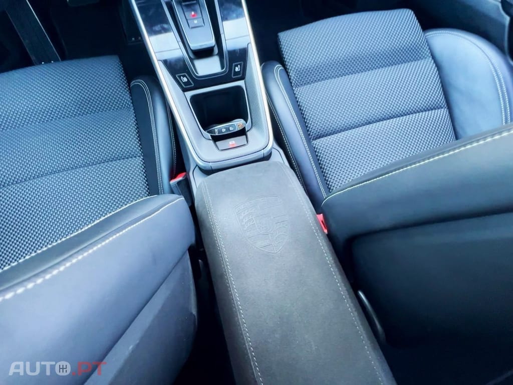 Porsche 911 Carrera 4S PDK