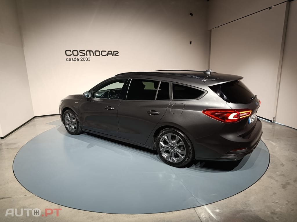 Ford Focus SW 1.0  EcoBoost  Hybrid ST-Line