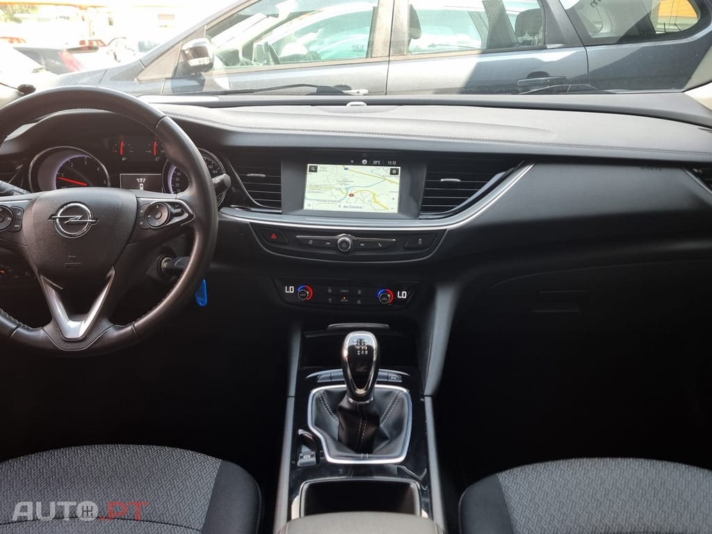 Opel Insignia 1.6 CDTi Dynamic