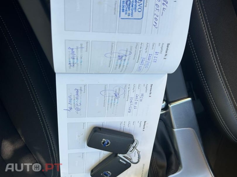 Volvo V60 2.4 D6 Momentum AWD Phev