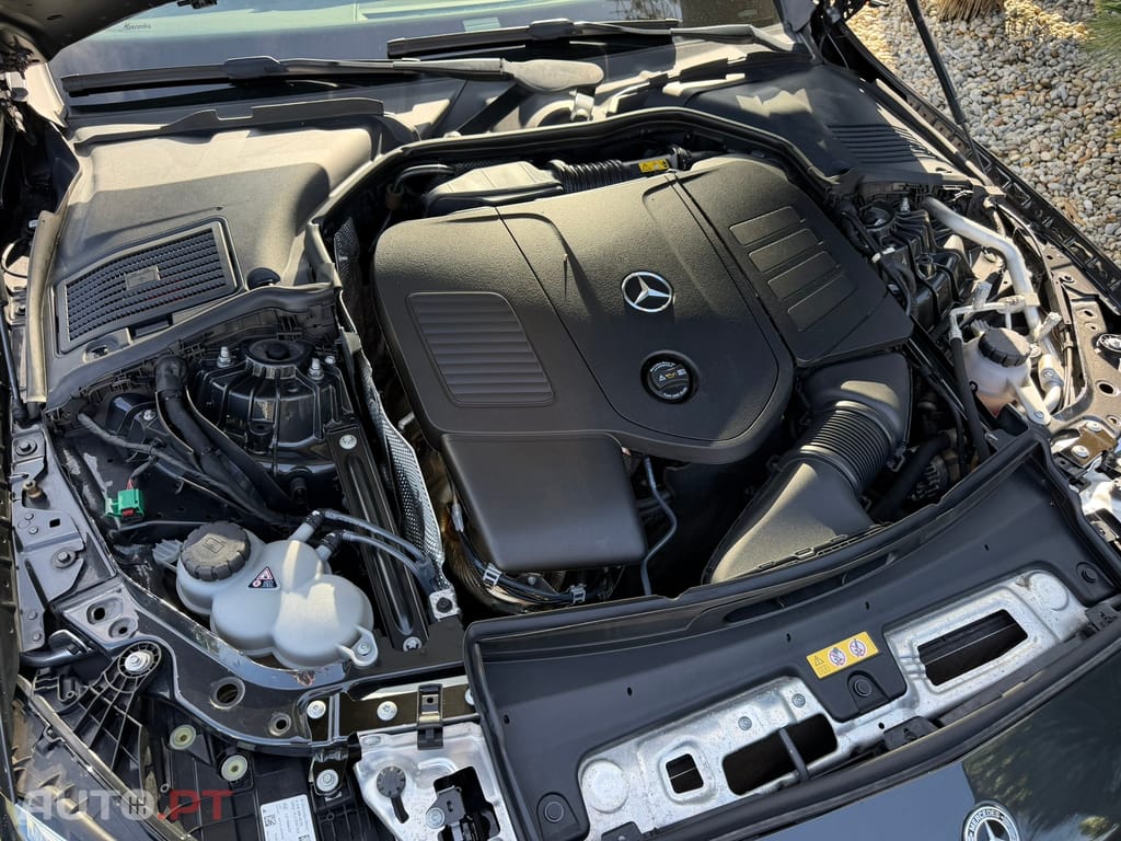 Mercedes-Benz C 300 e AMG Line