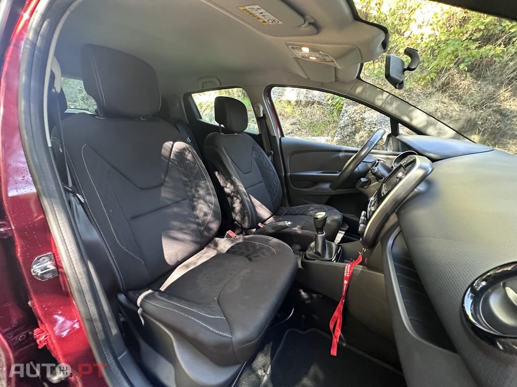 Renault Clio 1.0 TCe Limited