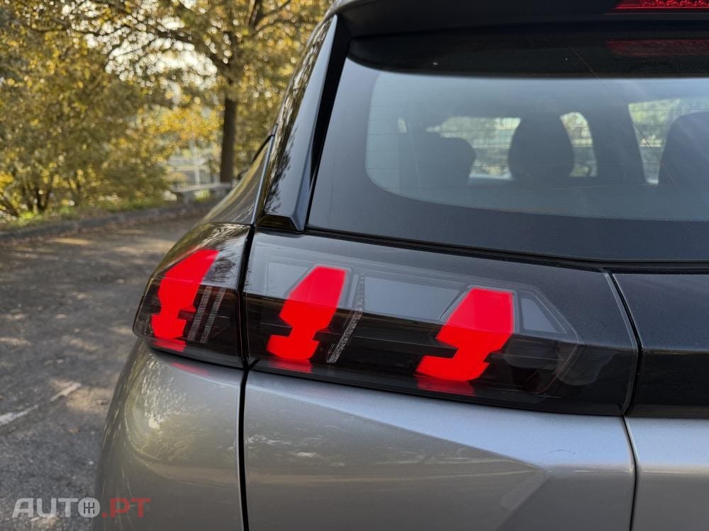 Peugeot 2008 PureTech 100 Stop&Start Allure Pack