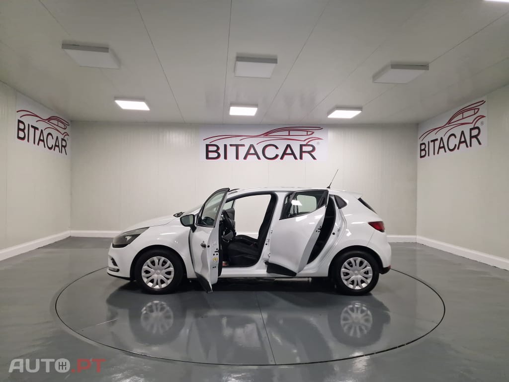 Renault Clio SOCIETE 1.5 DCI ZEN IVA DEDUTIVEL