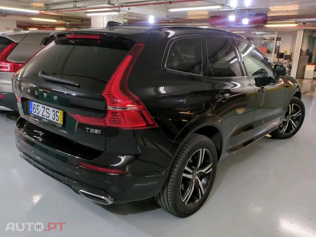 Volvo XC60 2.0 T8 PHEV R-Design AWD