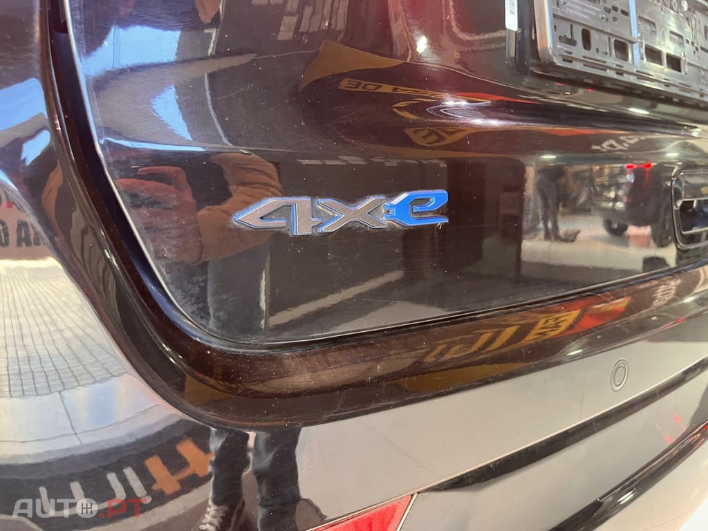 Jeep Compass 1.3 T4 4xe PLUG-IN HYBRID