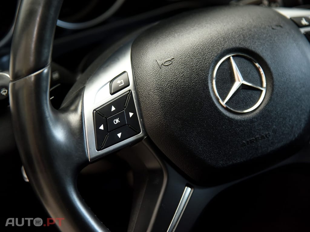 Mercedes-Benz E 300 Bluetec Hybrid Station Sport