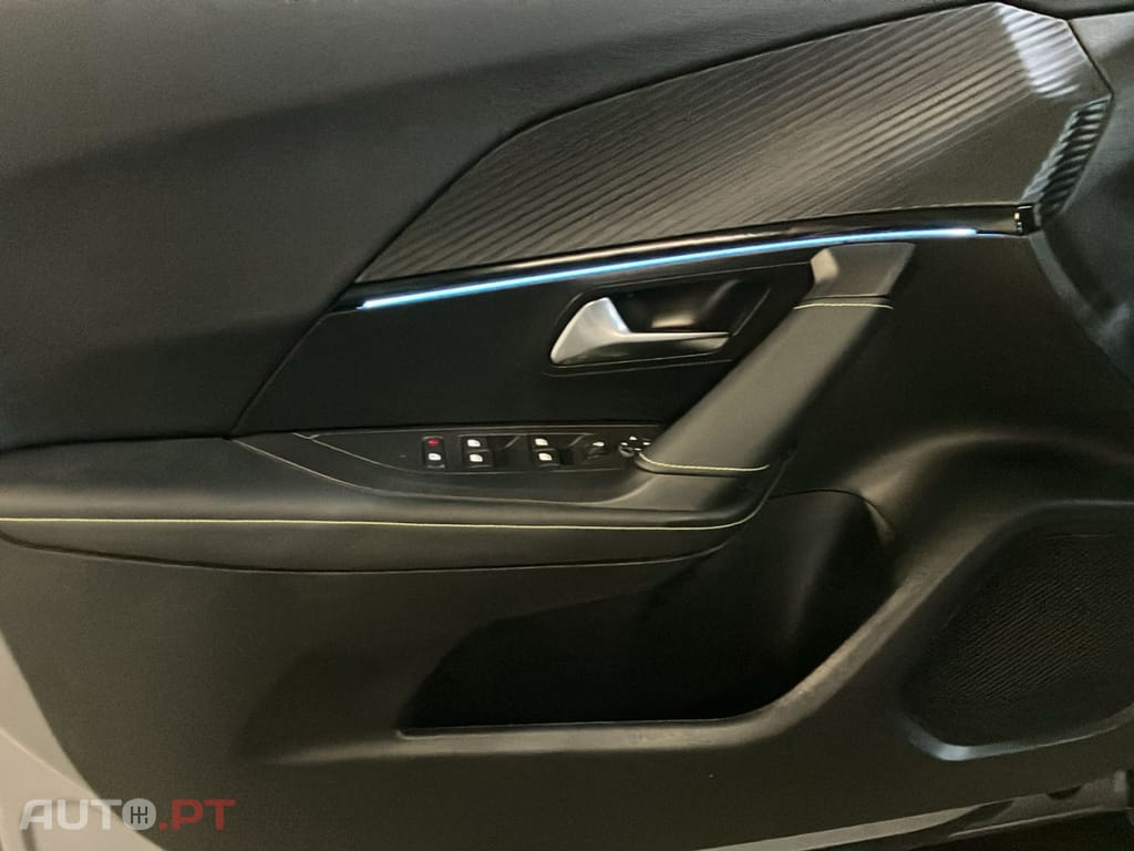 Peugeot 2008 1.2 PureTech GT Pack