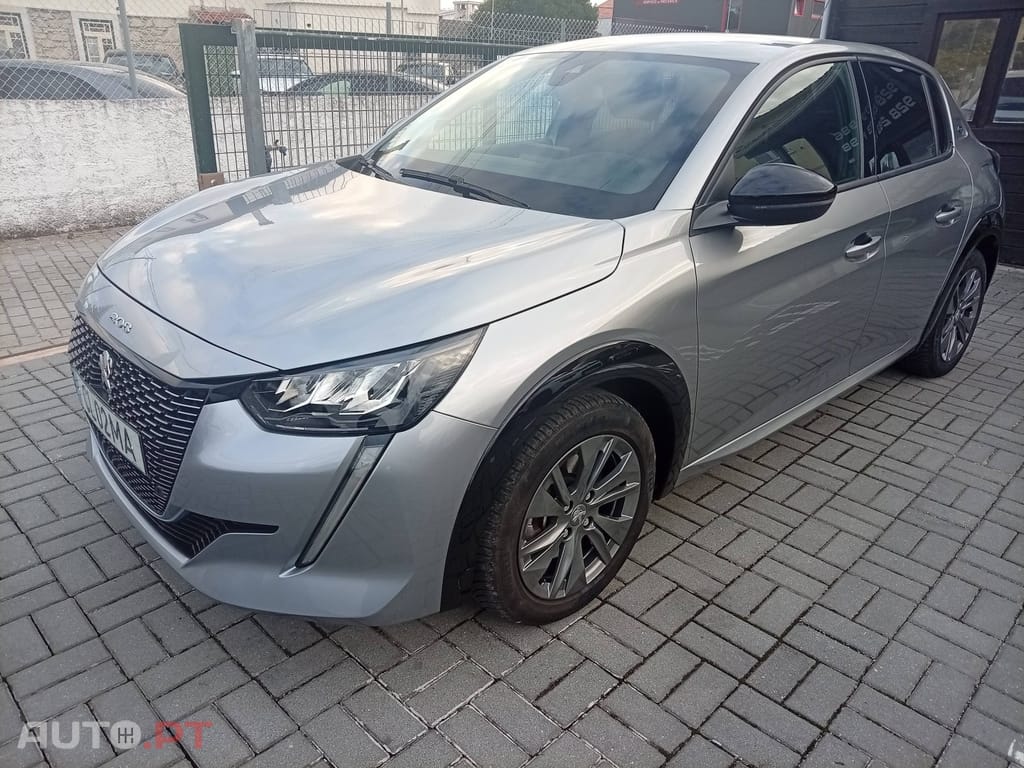 Peugeot E-208 50 kWh Allure Pack