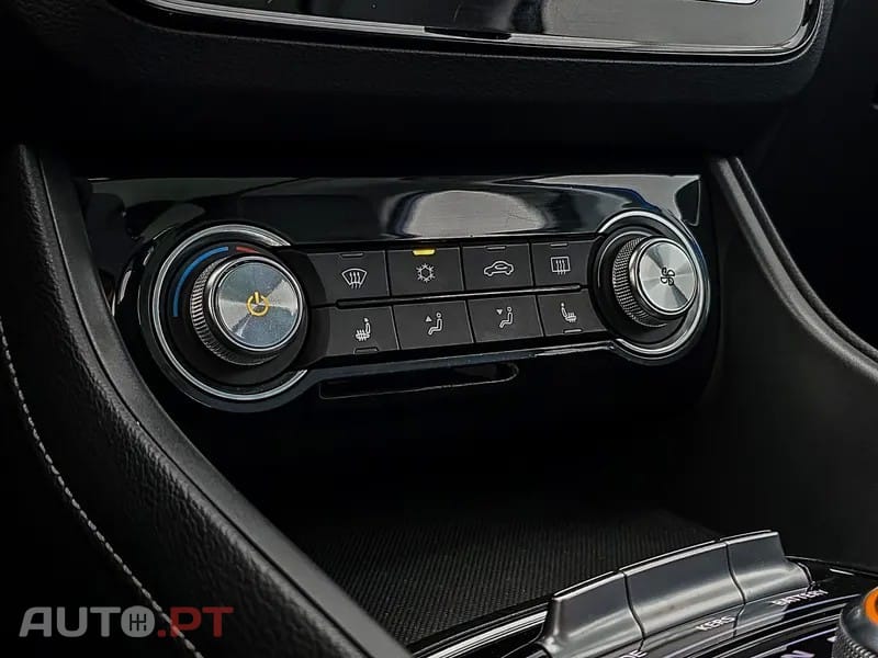 MG ZS 44.5 kWh Luxury