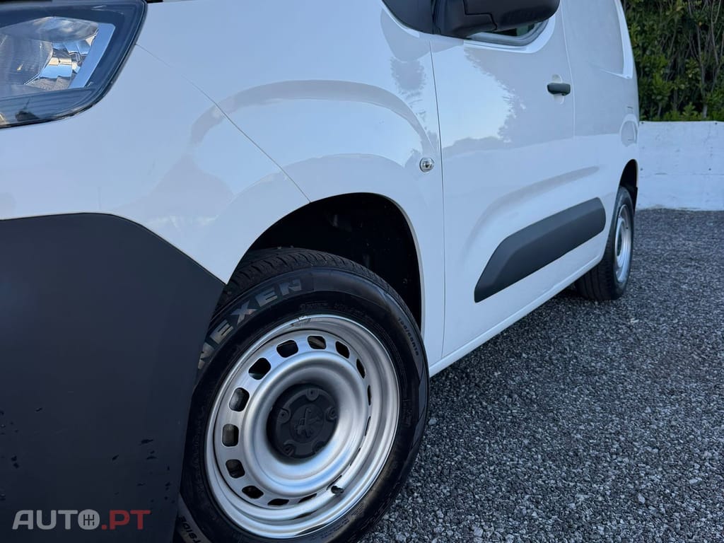 Peugeot Partner 1.5 BlueHDi Asphalt Standard