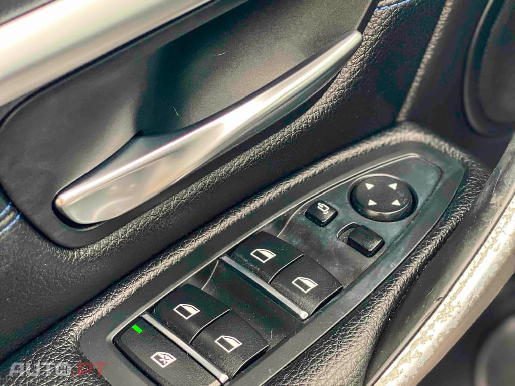 BMW 318 d Pack M Shadow Auto