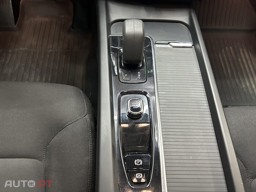 Volvo XC60 2.0 T6 PHEV Inscription Expression AWD