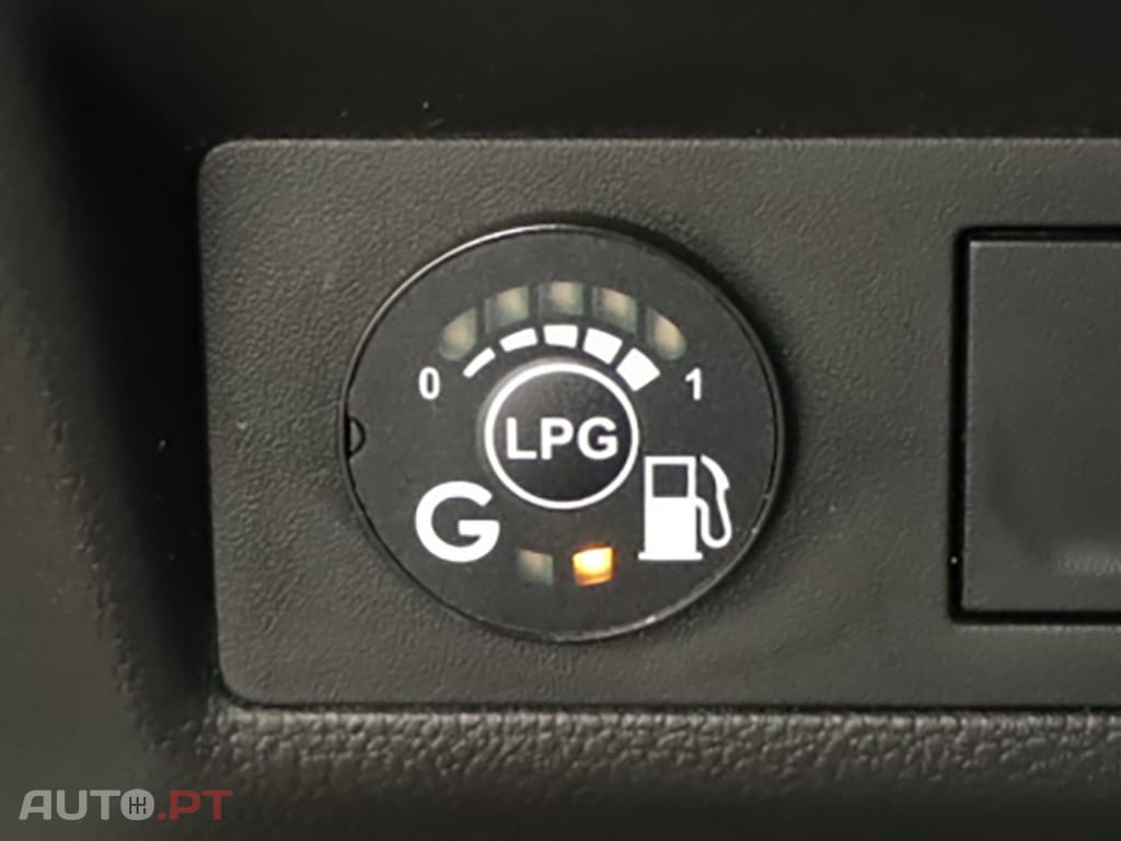 Renault Captur 1.0 TCe Techno Bi-Fuel